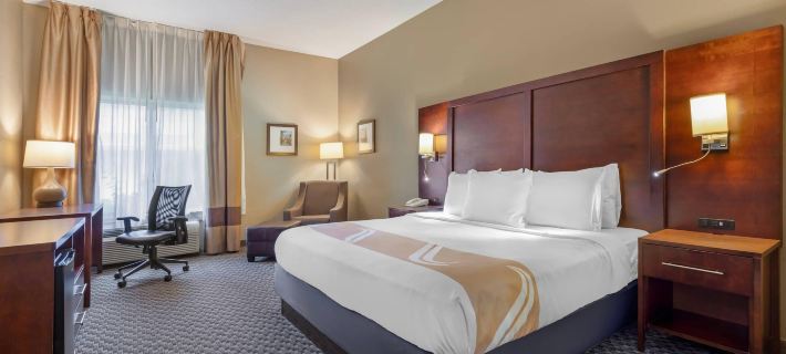 Quality Inn & Suites Ann Arbor Hwy 23 Hotels in Ann Arbor