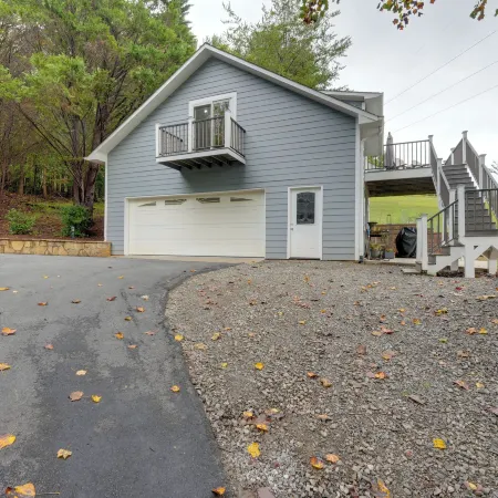Young Harris Vacation Rental w/ Mountain Views!