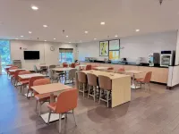 Comfort Suites Coralville I-80 - Bintang 2