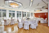Hotel am Badersee - Parking