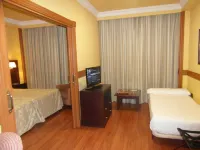 Hotel II Castillas Ávila Các khách sạn gần Palacio de los Davila