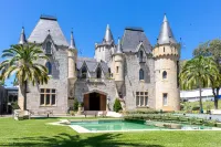 Castelo de Itaipava - Hotel, Eventos e Gastronomia - parking