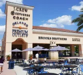 Holiday Inn Express & Suites Manchester-Airport