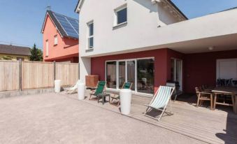 Les Maisons Solaires Contact O6614O9II9 Villa Pour 15 Pers Maxi - Housity
