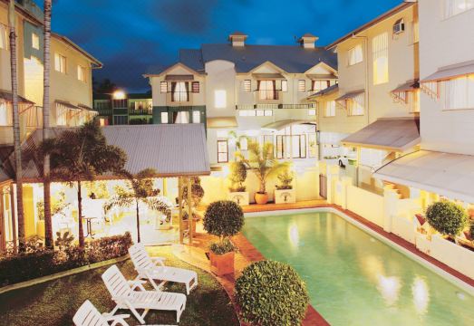 케언즈 퀸즈 코트