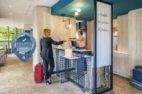 Colbert Hotels in Sceaux