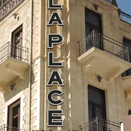 La Place Hotel