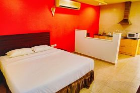 فندق جوني الدولي