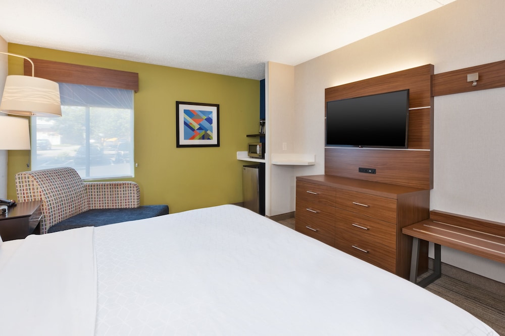 Holiday Inn Express - Waldorf, an Ihg Hotel