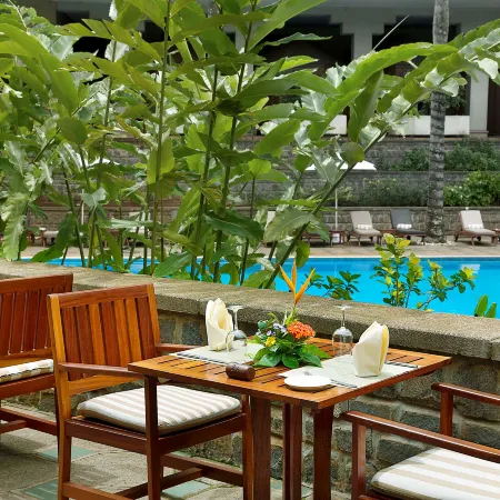 Hilton Yaounde