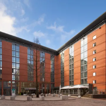 Hilton Garden Inn Birmingham Brindleyplace Отели рядом с достопримечательностью «Симфонический Холл»