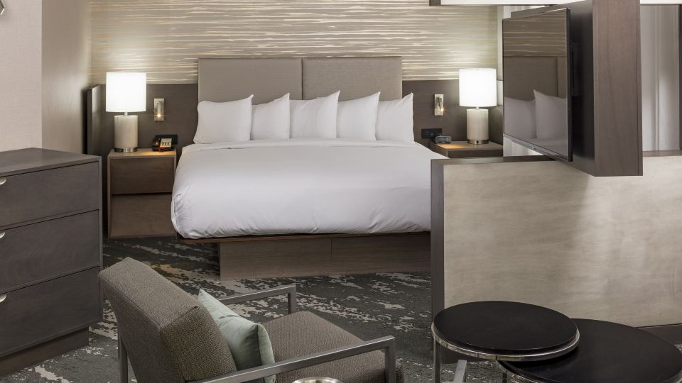 DoubleTree by Hilton Boston Logan Airport Chelsea