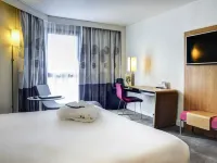 Novotel Paris Suresnes Longchamp Các khách sạn gần Gare De Bougival
