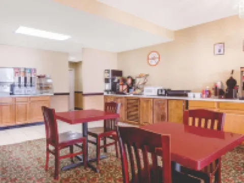 Howard Johnson by Wyndham Perry GA Hotels in Perry