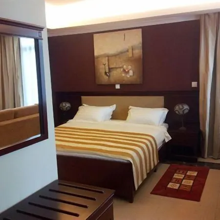 Roca Golf Hotel