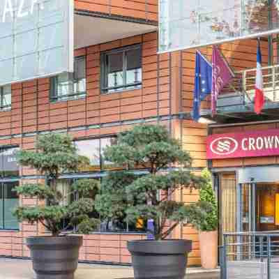 Crowne Plaza Lyon - Cite Internationale Hotel Exterior