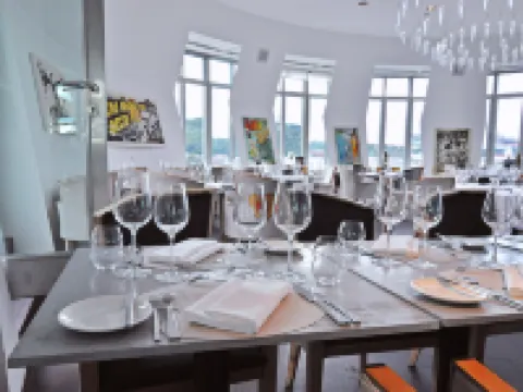 ดานซิ่ง เฮาส์ – ตันชิซิ้ง ดุม โรงแรม โรงแรมในปราก