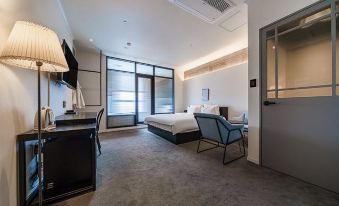 The Point Hotel - Myeongji