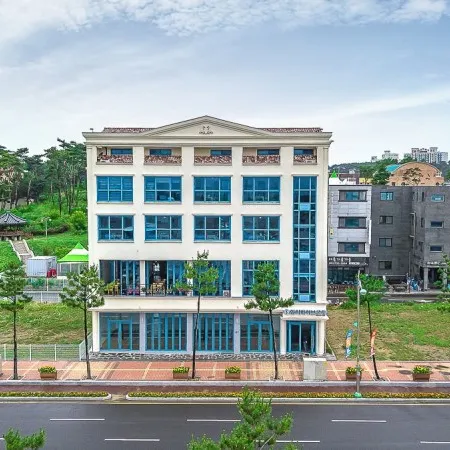 Boryeong Wifi Condo Pension