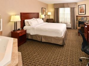 Holiday Inn Express & Suites Edmonton North