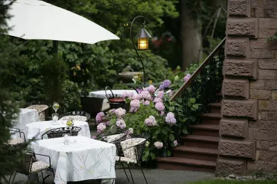 Hotel-Restaurant Villa Hammerschmiede Hotels in der Nähe von Berghausen Pfinzbrücke