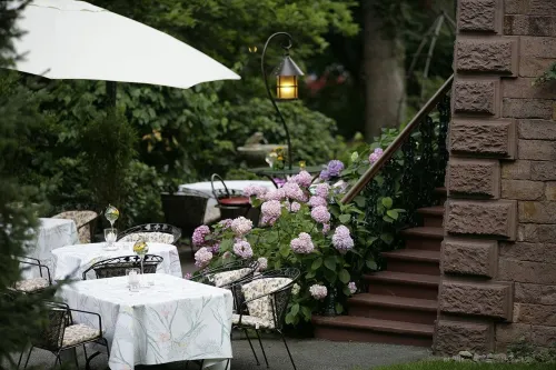 Hotel-Restaurant Villa Hammerschmiede Hotels in Kampfelbach