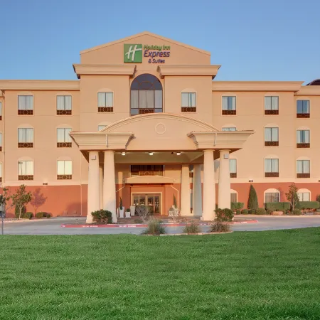 Holiday Inn Express & Suites ALTUS by IHG Отели в г. Алтус