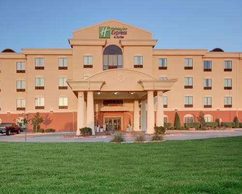 Holiday Inn Express & Suites ALTUS by IHG Hotels in Altus