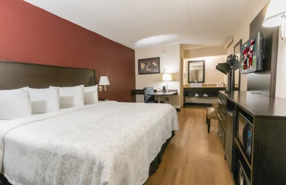 紅頂PLUS+酒店-哥倫布俄亥俄州立大學