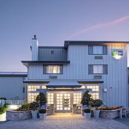 Holiday Inn Express MONTEREY-CANNERY ROW by IHG