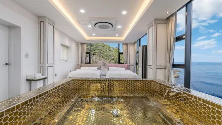 Yeongdeok Meriel Pool Villa Отели в г. Йондок