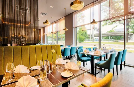 Leonardo Royal Hotel Ulm Отели в г. Ульм