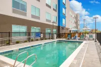 Tru by Hilton Midland - Uima-altaat