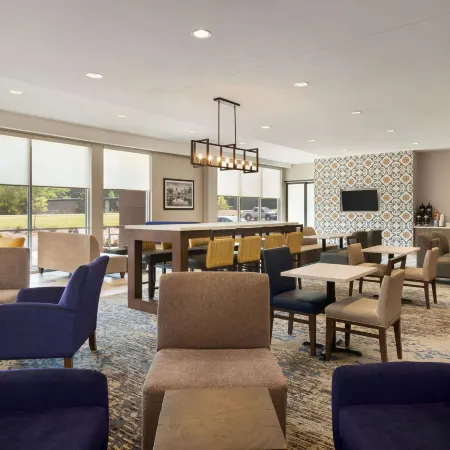 La Quinta Inn & Suites by Wyndham Rock Hill