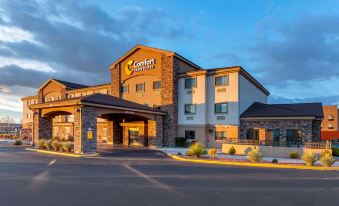 Comfort Inn & Suites Page at Lake Powell