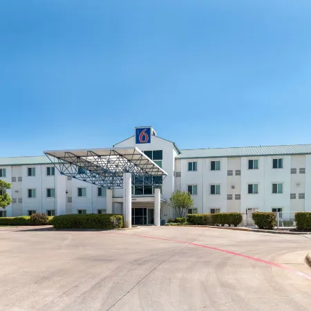 Motel 6 Irving, TX - DFW Airport North