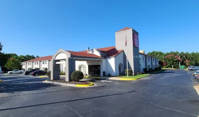 Red Roof Inn Lavonia Hotels in Lavonia