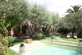 Hôtel Jardins Secrets
