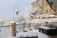 Hotel Tempio di Apollo Отели в г. Кампаньяно-ди-Рома