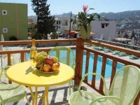 Perla Apartments Hotels in Agia Pelagia
