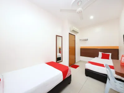 OYO 575 Hotel Dns