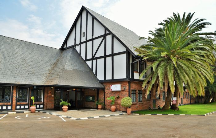 Cresta Churchill Hotel