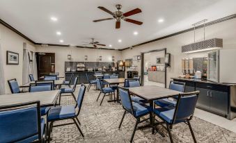 Best Western Huntsville Inn  Suites