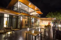 Pagoda Sight Residence Hotels near Wat Phra That Chae Haeng