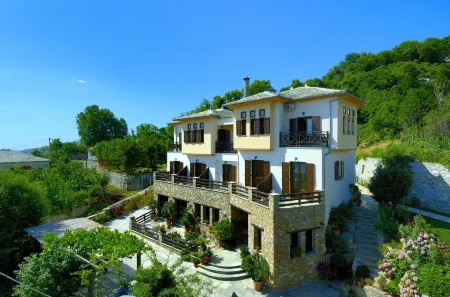 Iris Отели в г. Tsagkarada