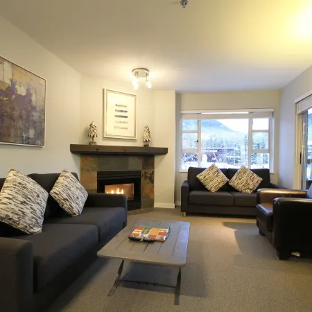 Marketplace Lodge by Whistler Retreats