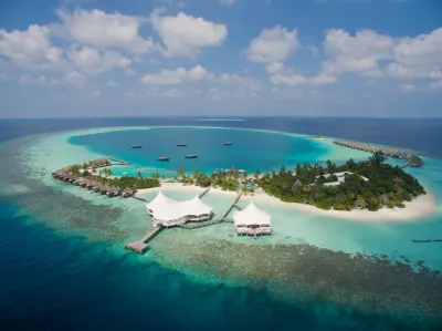 Safari Island Các khách sạn gần Constance Halaveli Resort