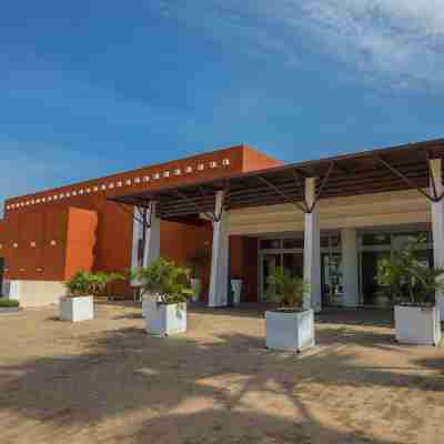 African Princess Beach Hotel Hotel Exterior