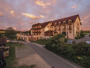 Panorama-Hotel Am See