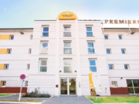 Premiere Classe le Mans Ouest - UNIVERSITÉ Hotels in Le Mans